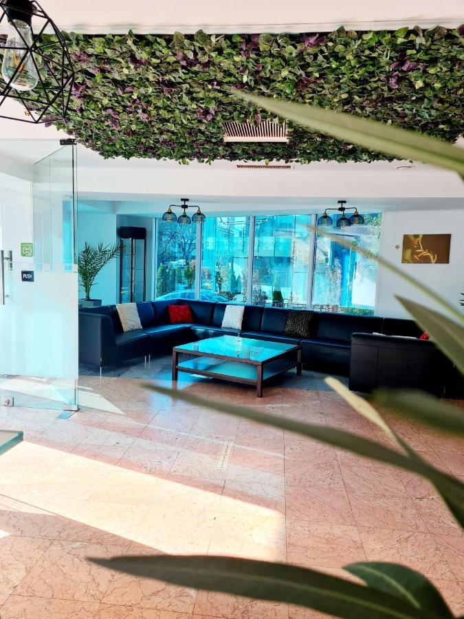 Hotel Mojo 布加勒斯特 外观 照片